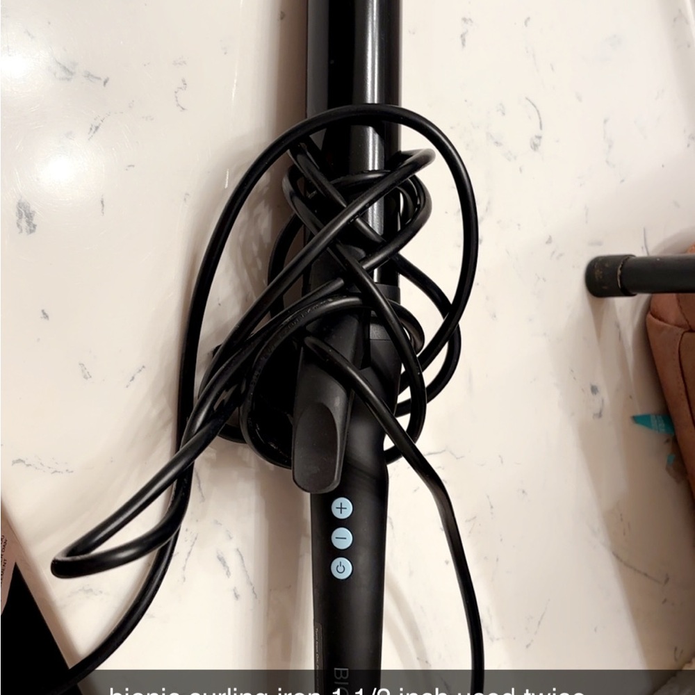Black Curling Iron with Controls